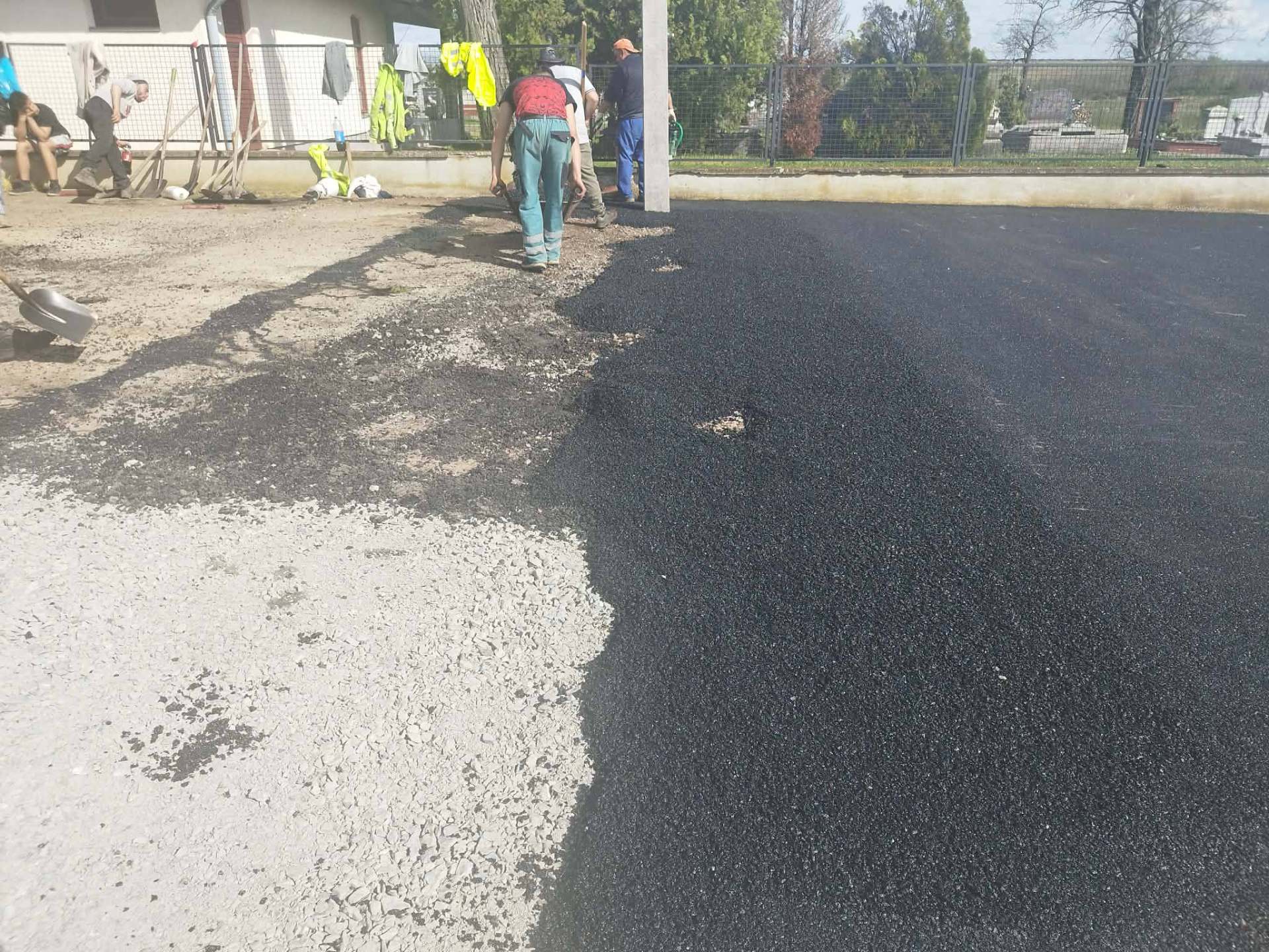 Aszfaltozott térburkolat